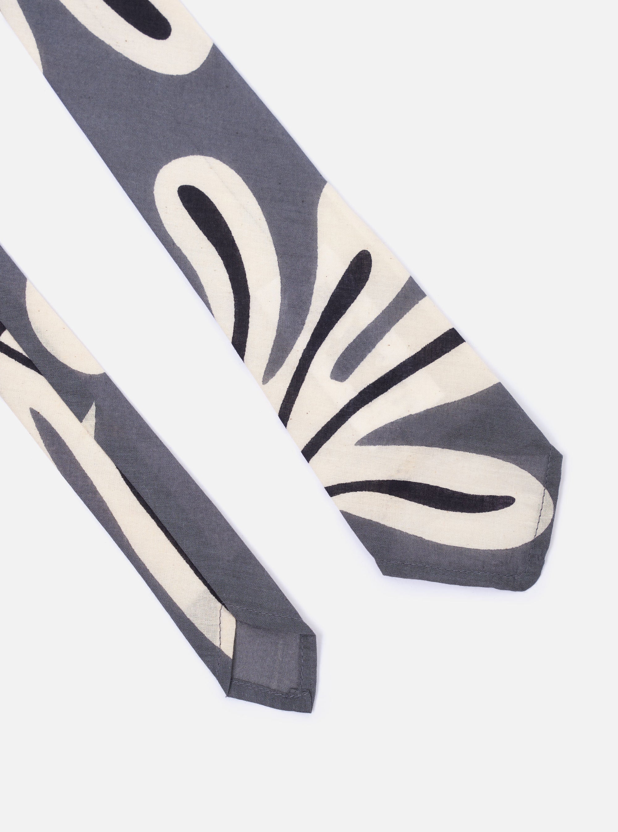 Grey Baja Print Tie